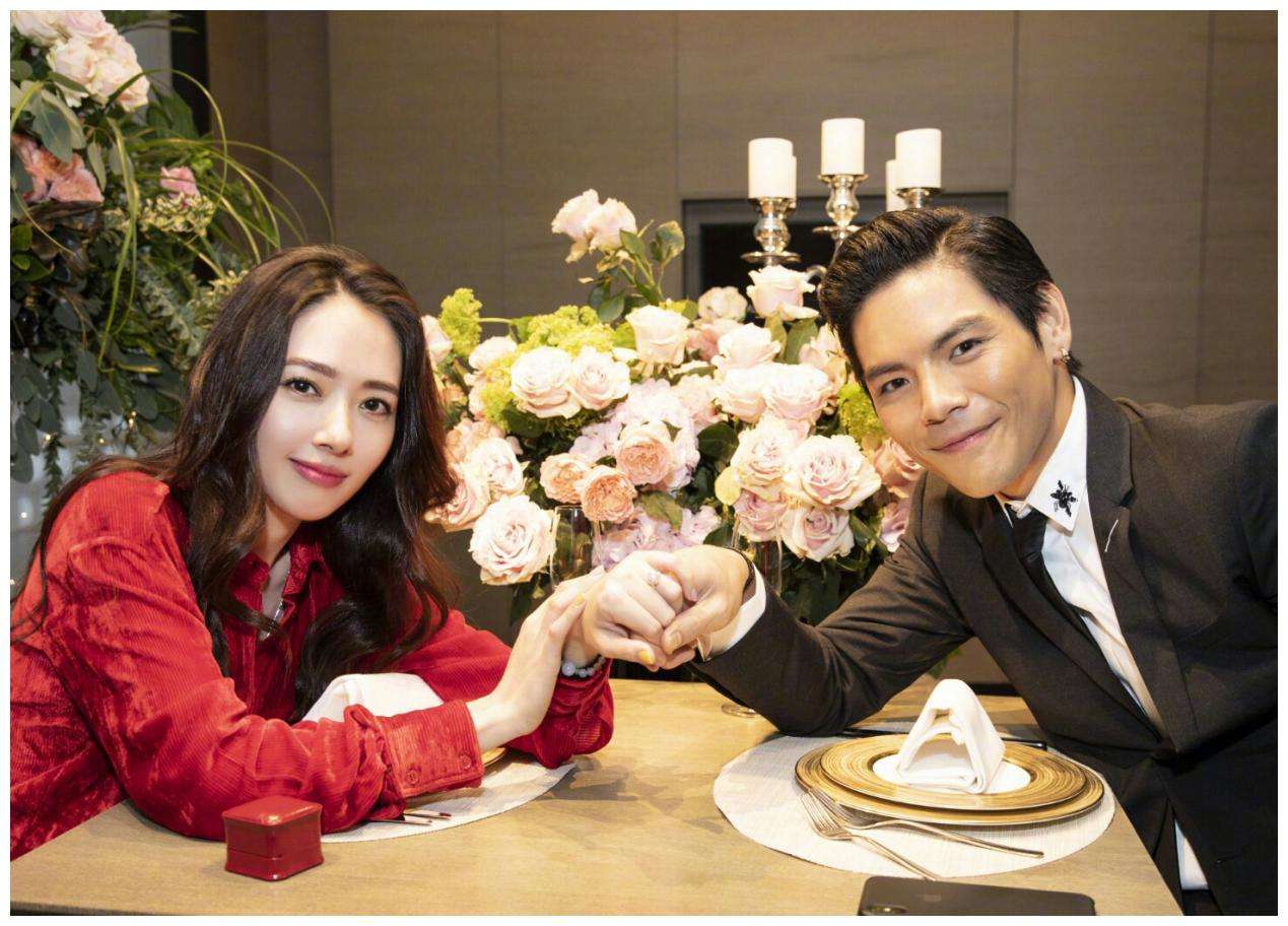 郭碧婷妈妈是谁？深扒郭碧婷妈妈照片资料是不在了吗还是离异了