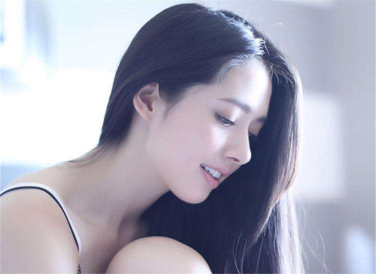 郭碧婷妈妈是谁？深扒郭碧婷妈妈照片资料是不在了吗还是离异了
