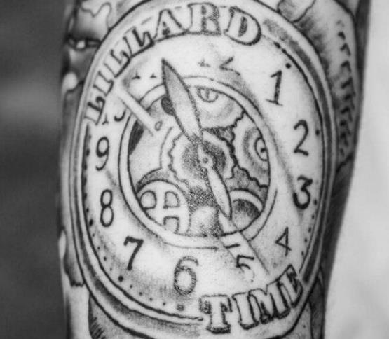 利拉德看表是什么梗，他手表纹身图和看表动图来了！