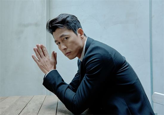 如何评价韩国演员郑雨盛的演技?他没有服过兵役吗?