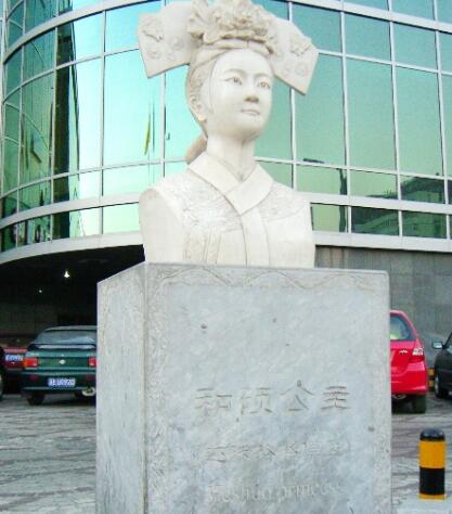 北京公主坟里面埋的是谁?是哪位公主的坟墓?