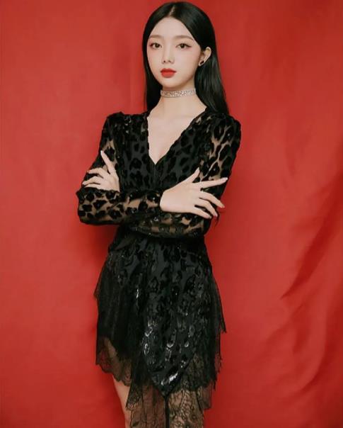 李紫婷是泰国皇室吗：李紫婷为什么没参加告别仪式