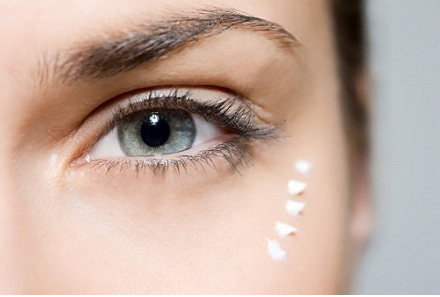 眼霜的使用在护肤的哪个步骤