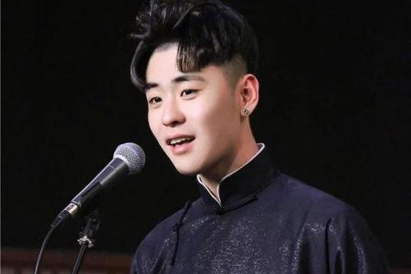 张云雷怎么了最近 没有敬畏之心什么都敢调侃_首发网 张云雷怎么了最近 没有敬畏之心什么都敢调侃