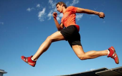每天5公里慢跑会伤到膝盖吗 运动过量膝盖痛怎么办