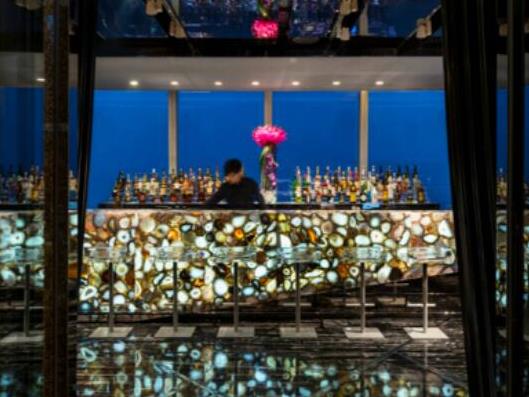 广州十大顶级酒吧排名，bbR是日出文化派对酒吧、晚装空间酒吧电音脍炙人口