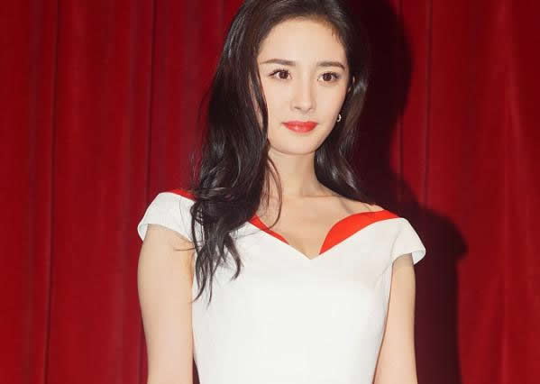 杨幂和唐嫣的关系现在还好吧?(杨幂现代电视剧大全)