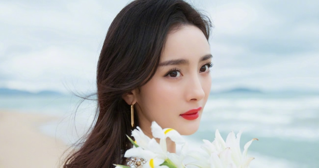杨幂和唐嫣的关系现在还好吧?(杨幂现代电视剧大全)