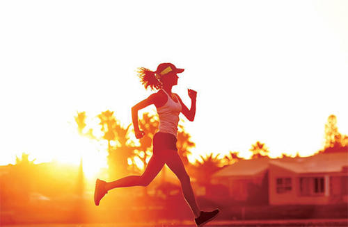 空腹跑步有利健康吗？跑步有什么好处？