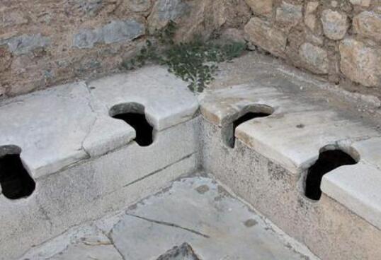 故宫没有厕所怎么办 紫禁城的人如何解决如厕问题