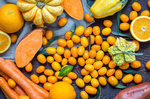 维生素a含量高的食物，富含纤维和抗氧化剂的胡萝卜！