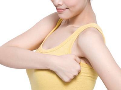 乳房松软下垂的原因有哪些？有以下原因