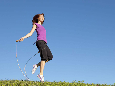 跳绳减肥一天跳多少个？每天跳绳一千至二千
