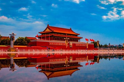 北京天安门的建造者是谁，北京的故宫是什么时候建造的