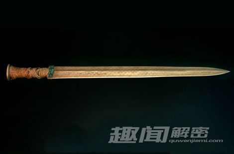 考古发现最好的宝剑图片，考古发现的宝剑为什么不生锈？