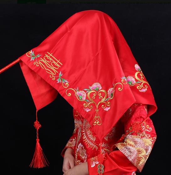 结婚为什么不能用折叠的雨伞,结婚撑红伞的禁忌还有那些?_首发网 结婚为什么不能用折叠的雨伞,结婚撑红伞的禁忌还有那些?