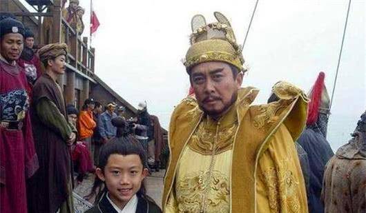 朱元璋活了多少岁，71岁死后为什么把皇位传给了孙子